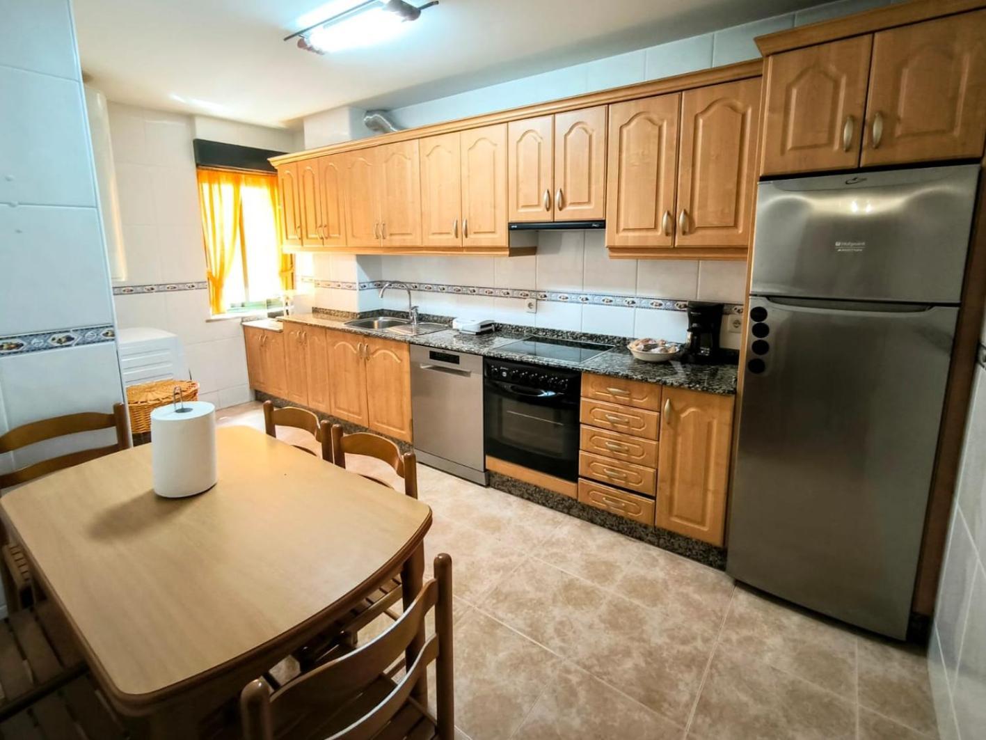 Piso Centrico En Ribeira Apartment Luaran gambar